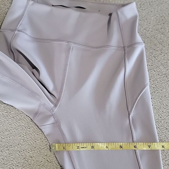 Lululemon In Movement Tight 25" Dark Chrome Legging - Size 4 - Picture 8 of 13